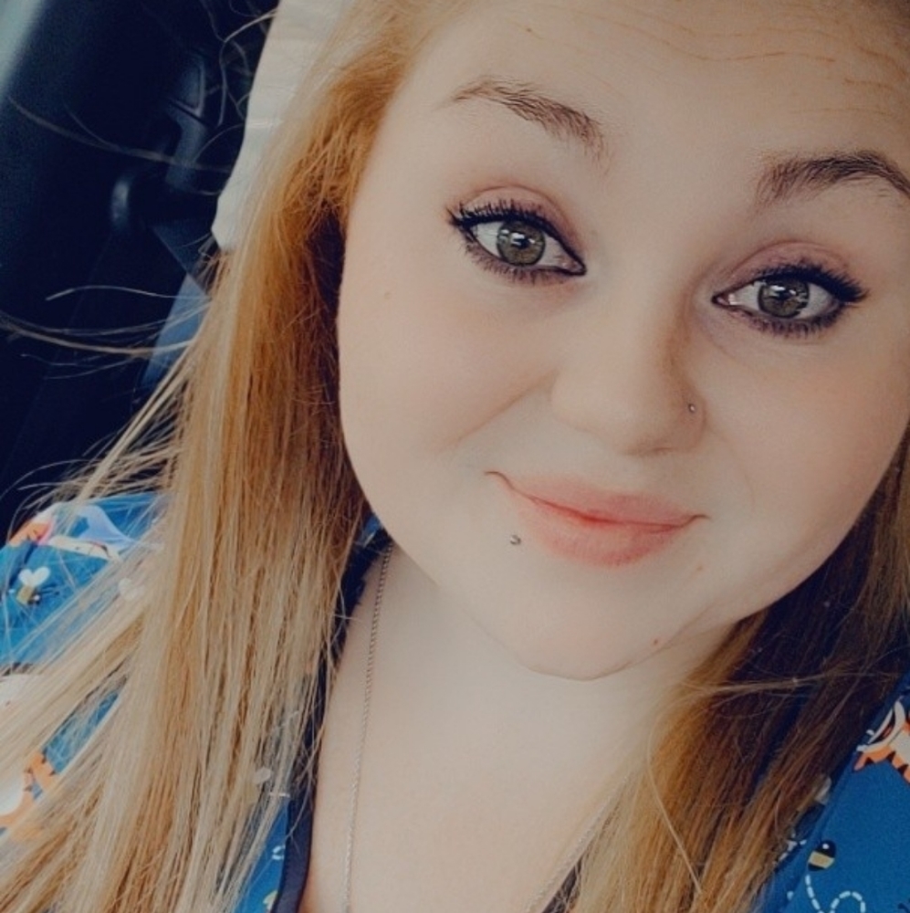Meet your Posher, Amber